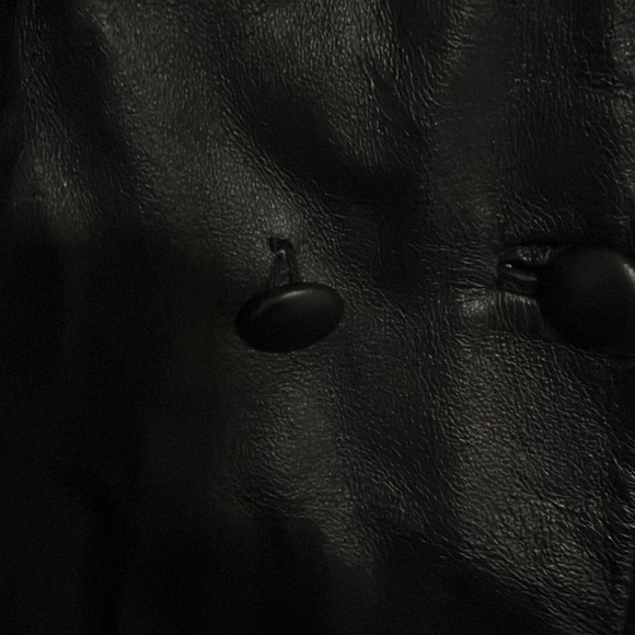 Brand: LOBI LOBI Shell: Genuine Leather Lining: 100% polyester Do not dry clean! - Picture 2 of 5